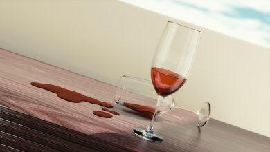 8 benefícios do vinho