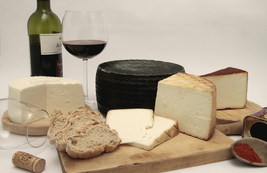 10 dicas de como harmonizar vinho e queijo 1